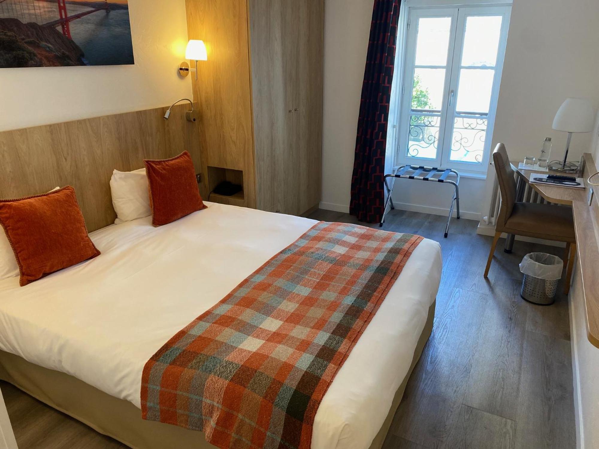 Hotel Restaurant Lesage Sarzeau Buitenkant foto
